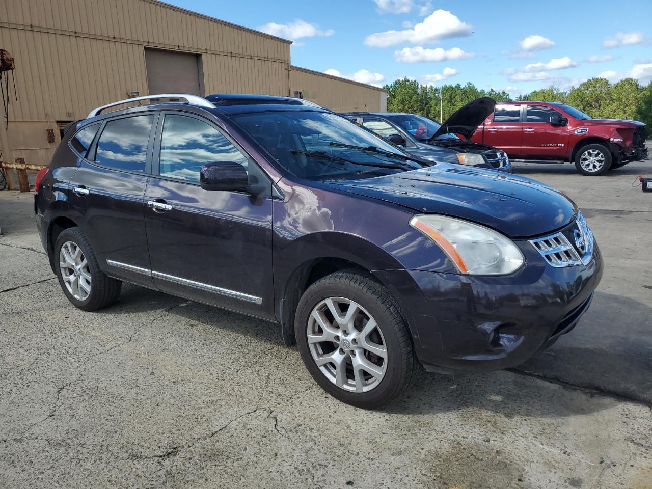 2011 NISSAN ROGUE
