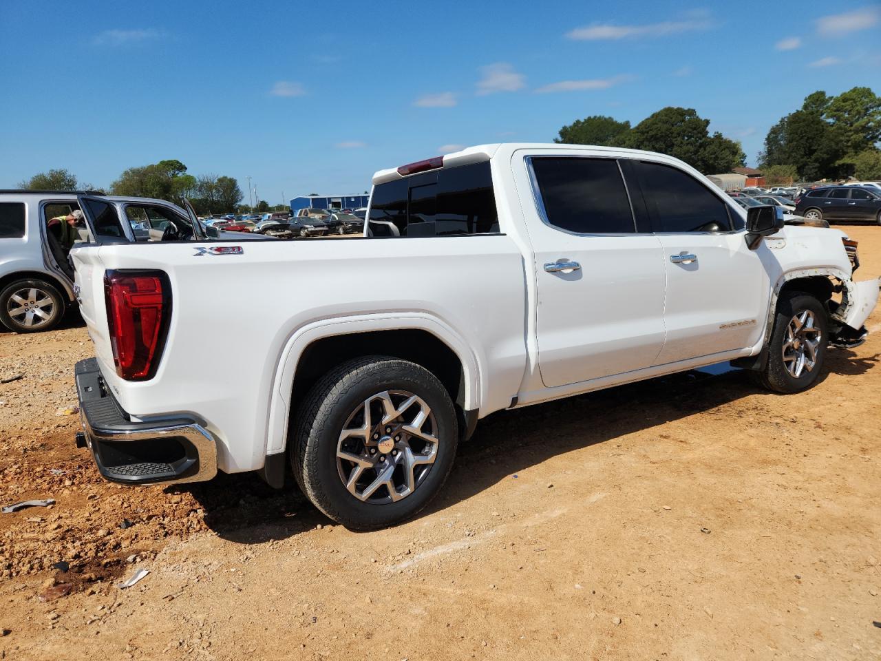 2022 GMC Sierra
