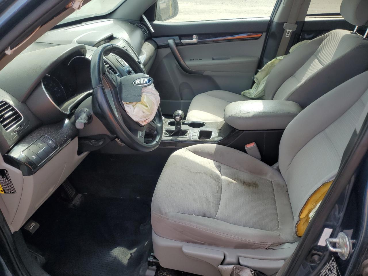 2014 KIA SORENTO