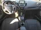 2016 FORD Fiesta