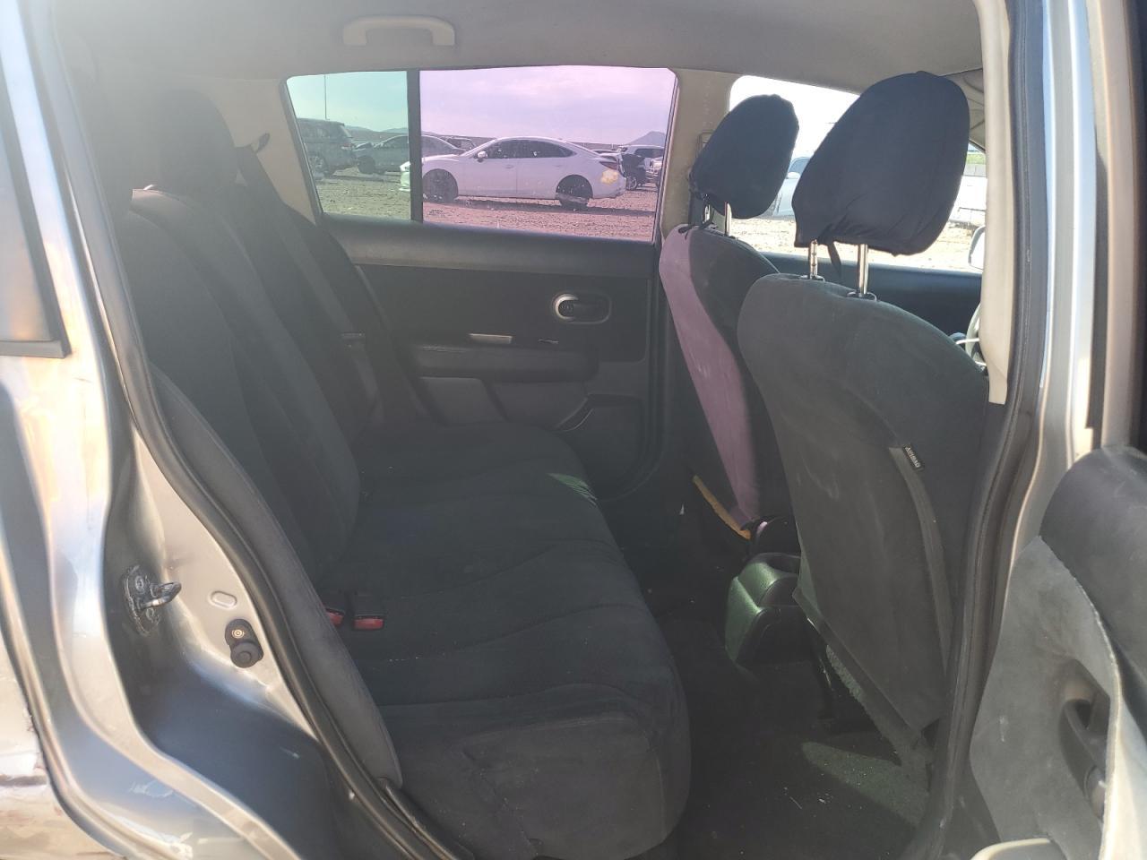 2012 NISSAN VERSA