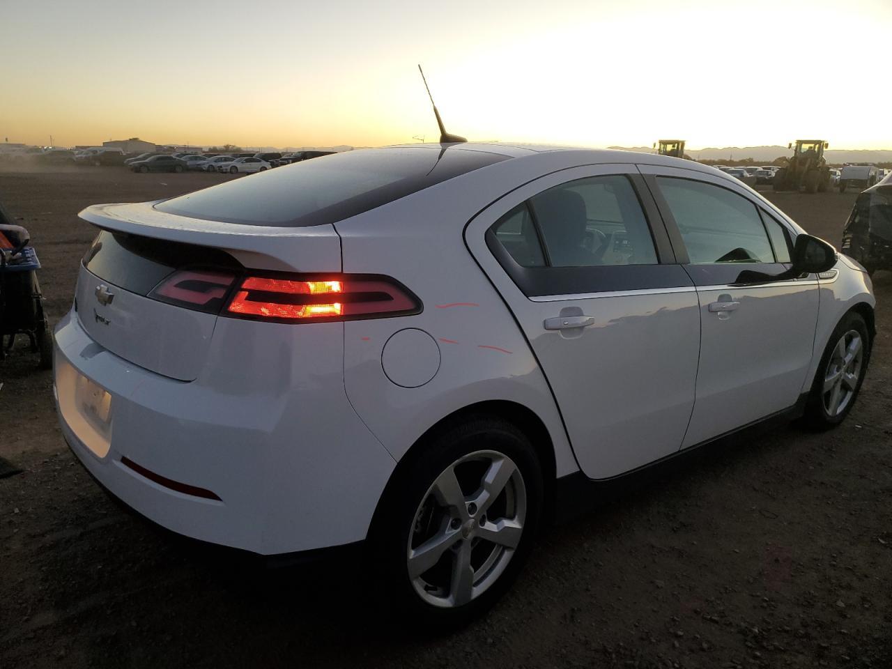 2013 CHEVROLET VOLT