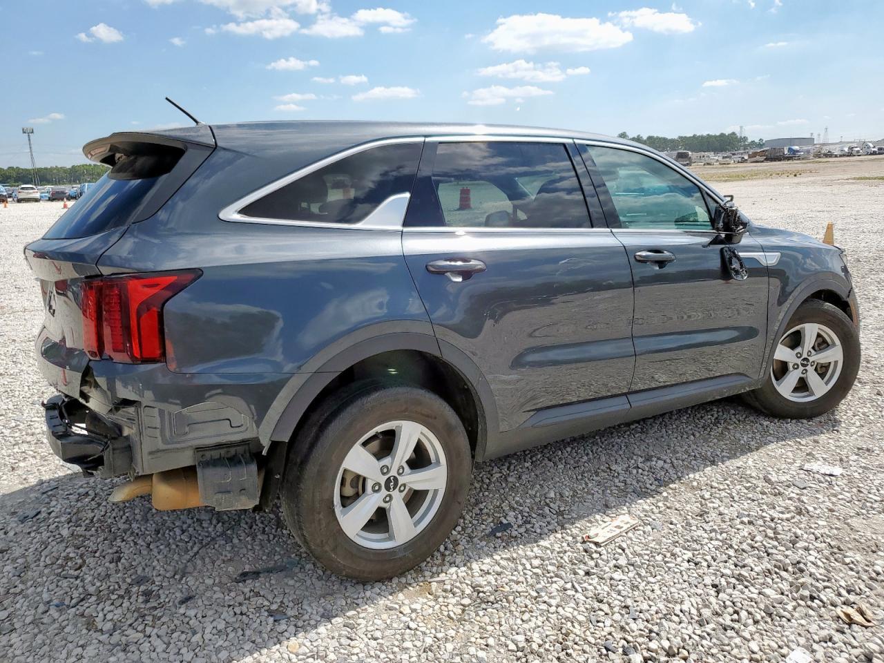 2023 KIA SORENTO