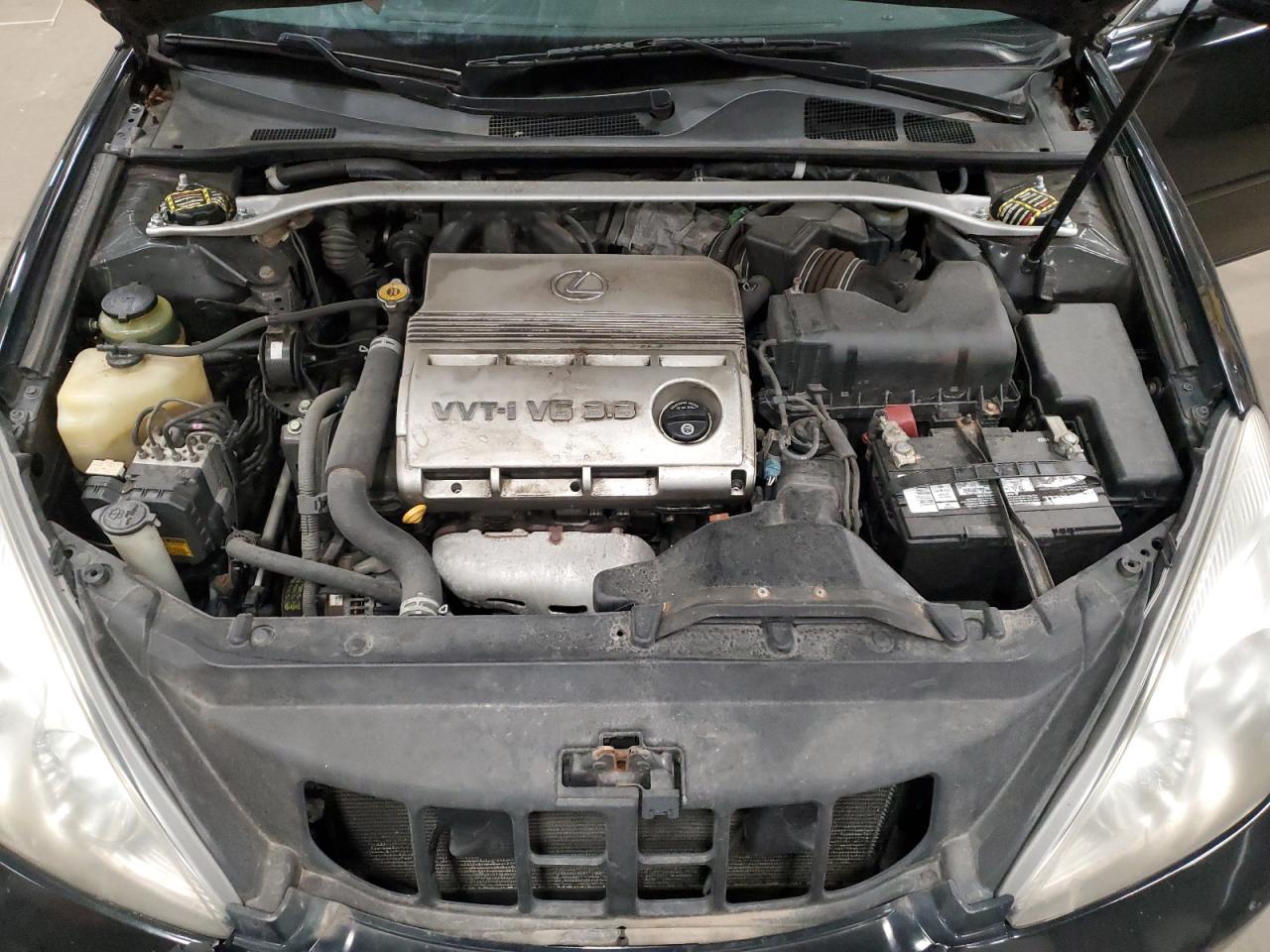 2004 LEXUS ES 330