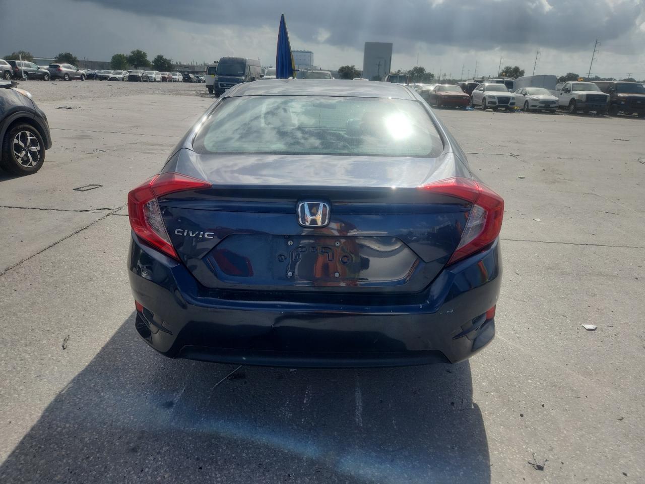 2018 HONDA CIVIC