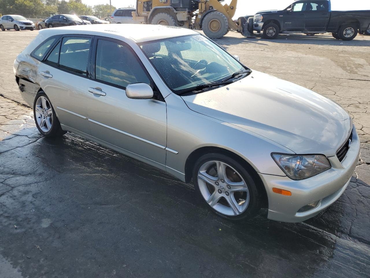 2005 LEXUS IS 300