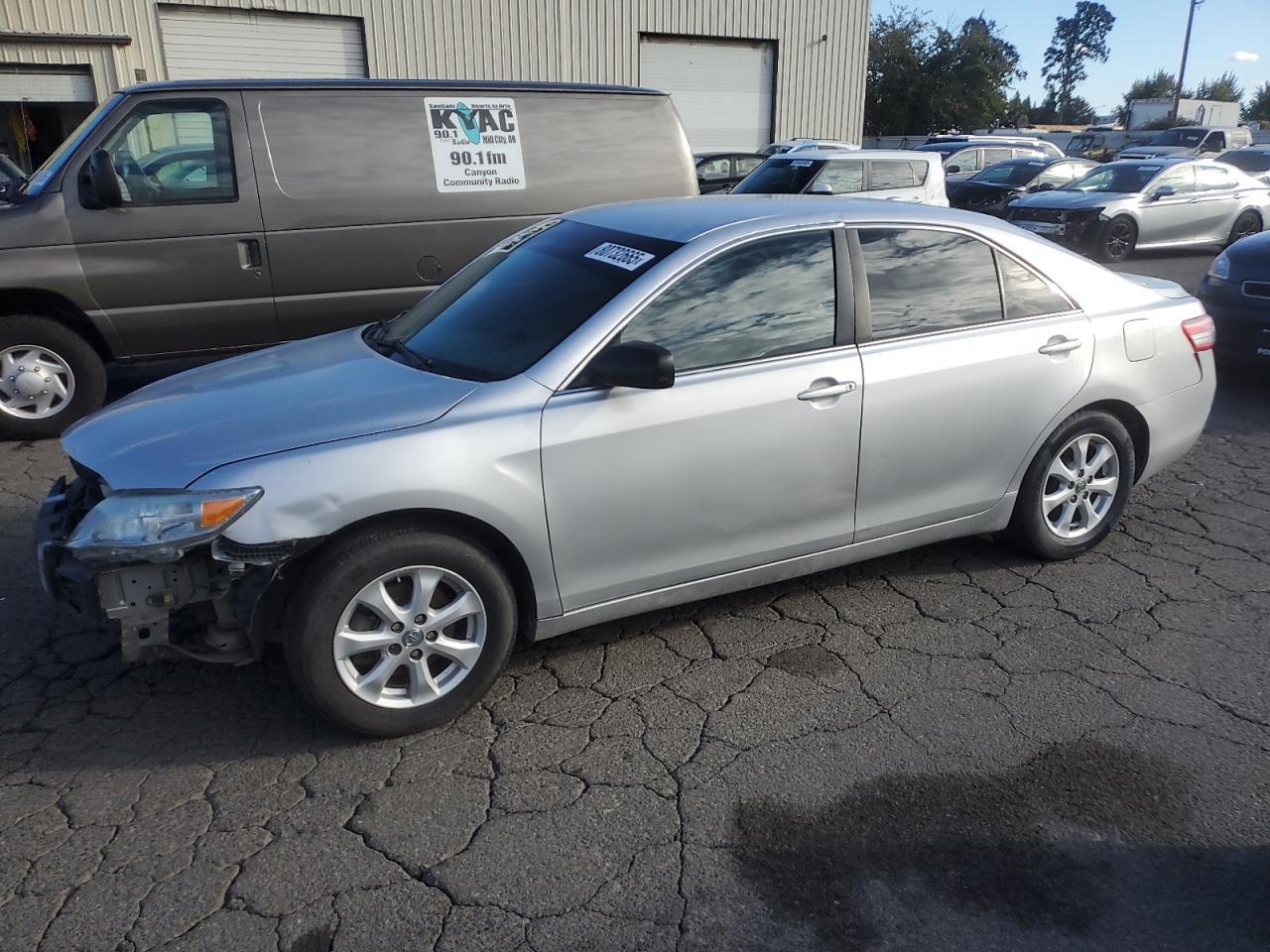 2011 TOYOTA CAMRY