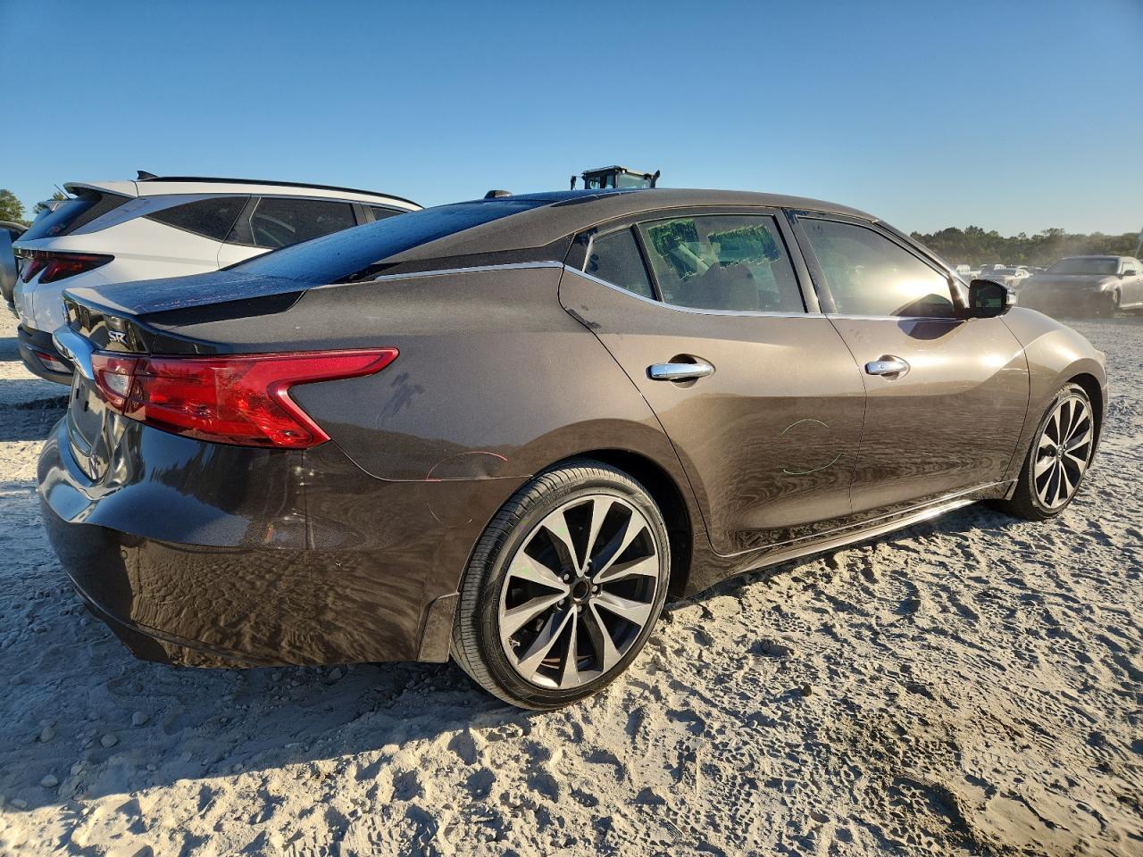 2016 NISSAN Maxima