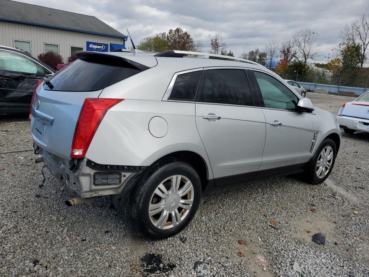 2010 CADILLAC SRX