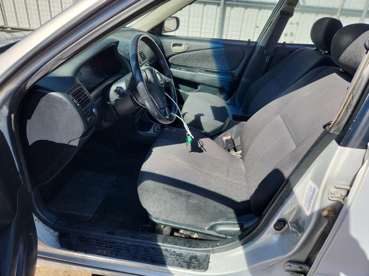 2001 TOYOTA COROLLA