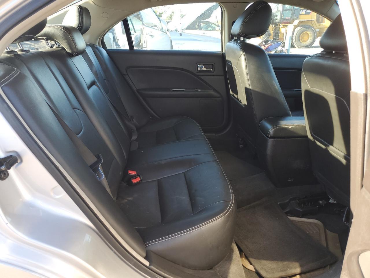2011 FORD FUSION