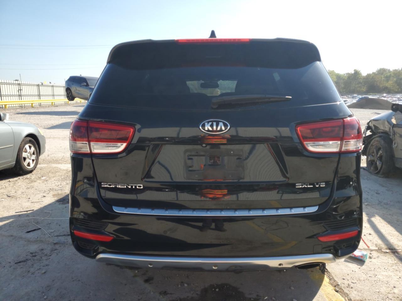 2016 KIA SORENTO