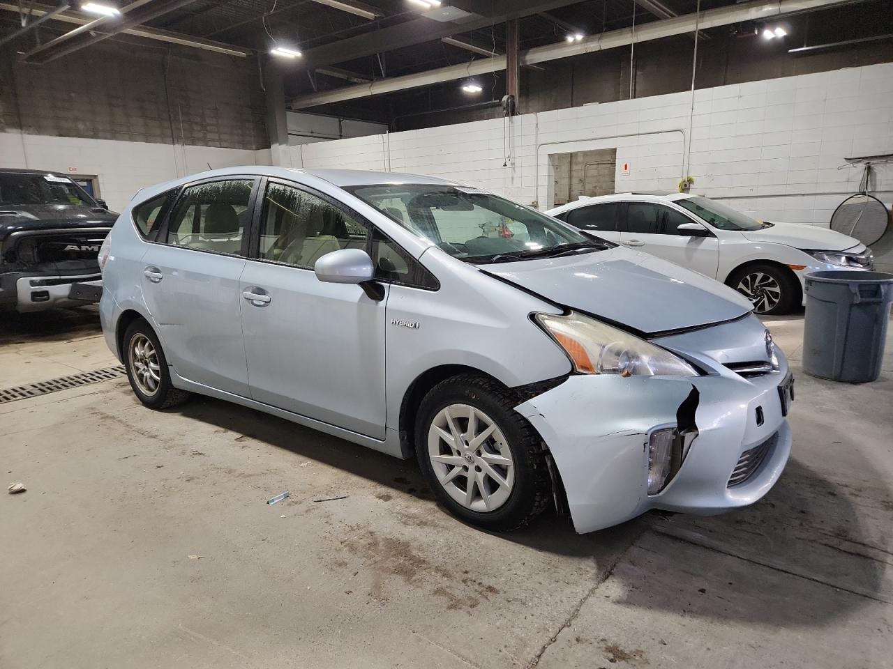 2012 TOYOTA PRIUS V