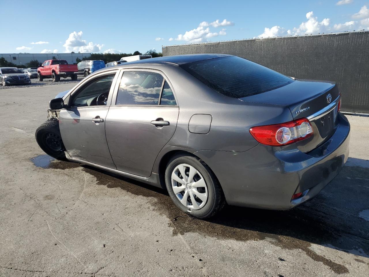 2013 TOYOTA COROLLA