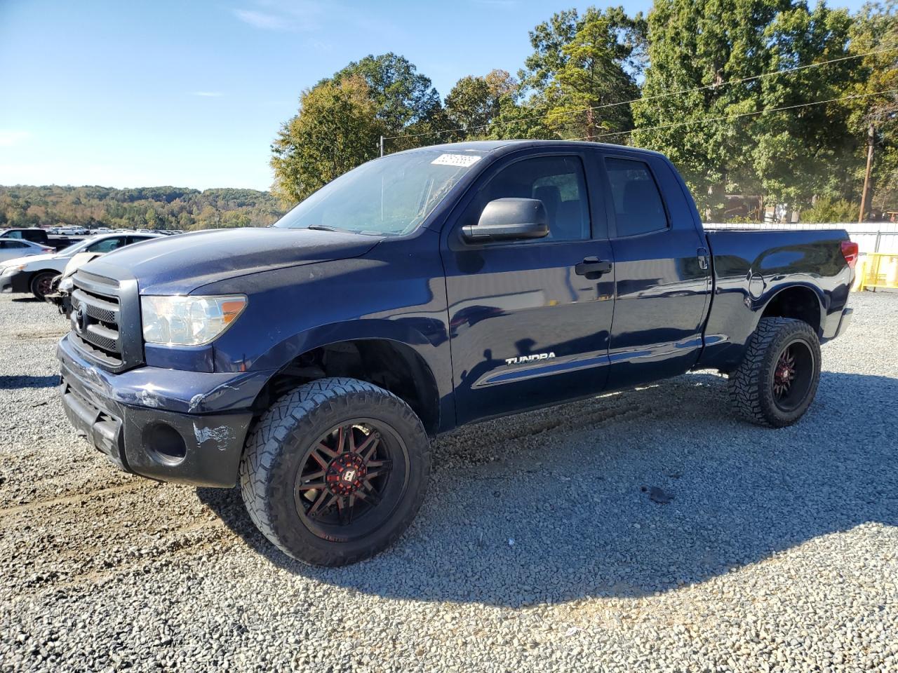 2013 TOYOTA TUNDRA