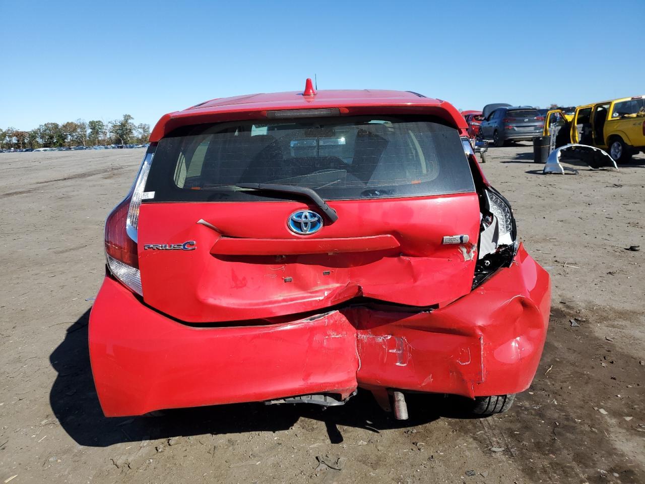 2015 TOYOTA Prius c