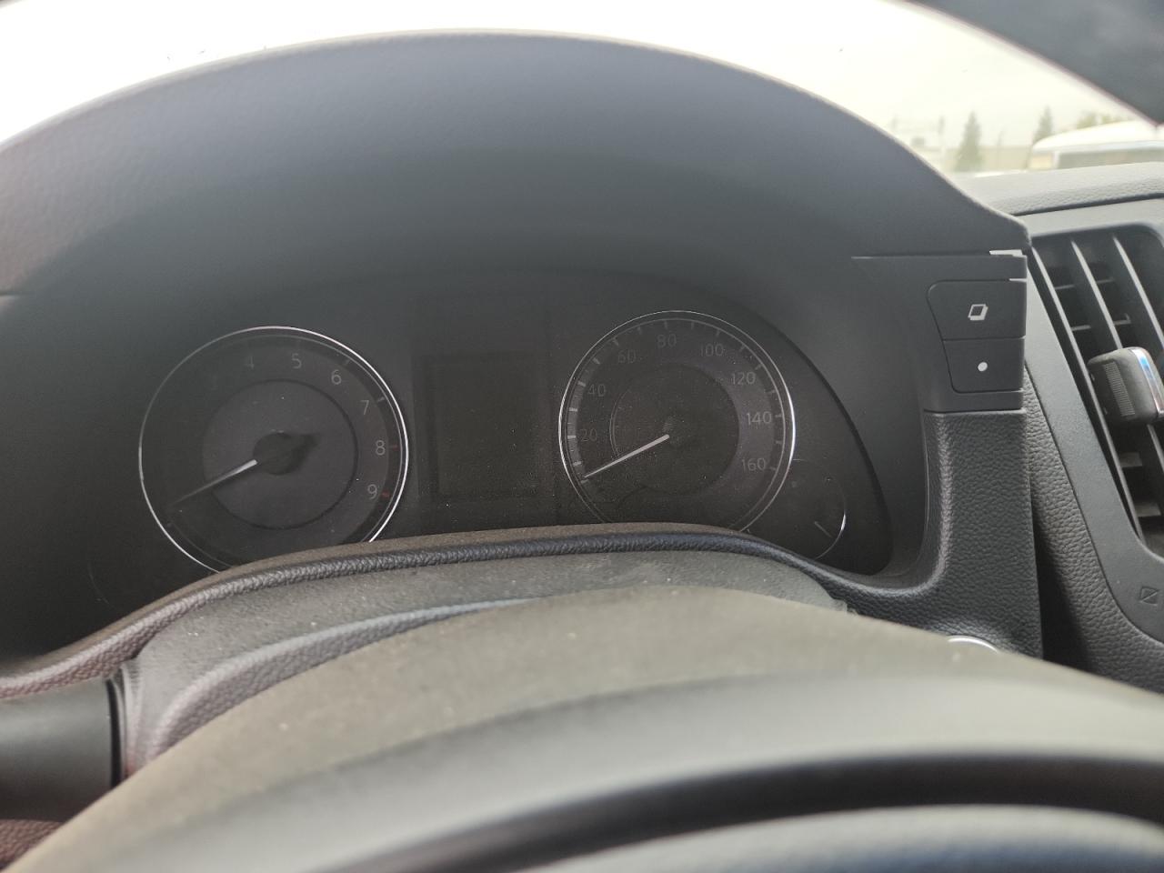 2011 INFINITI G37
