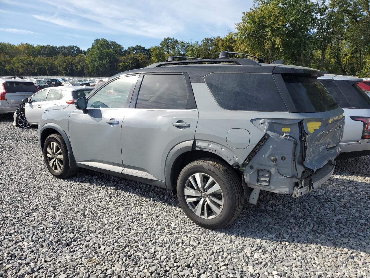 2022 NISSAN PATHFINDER