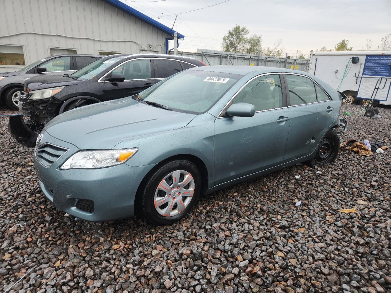 2011 TOYOTA CAMRY