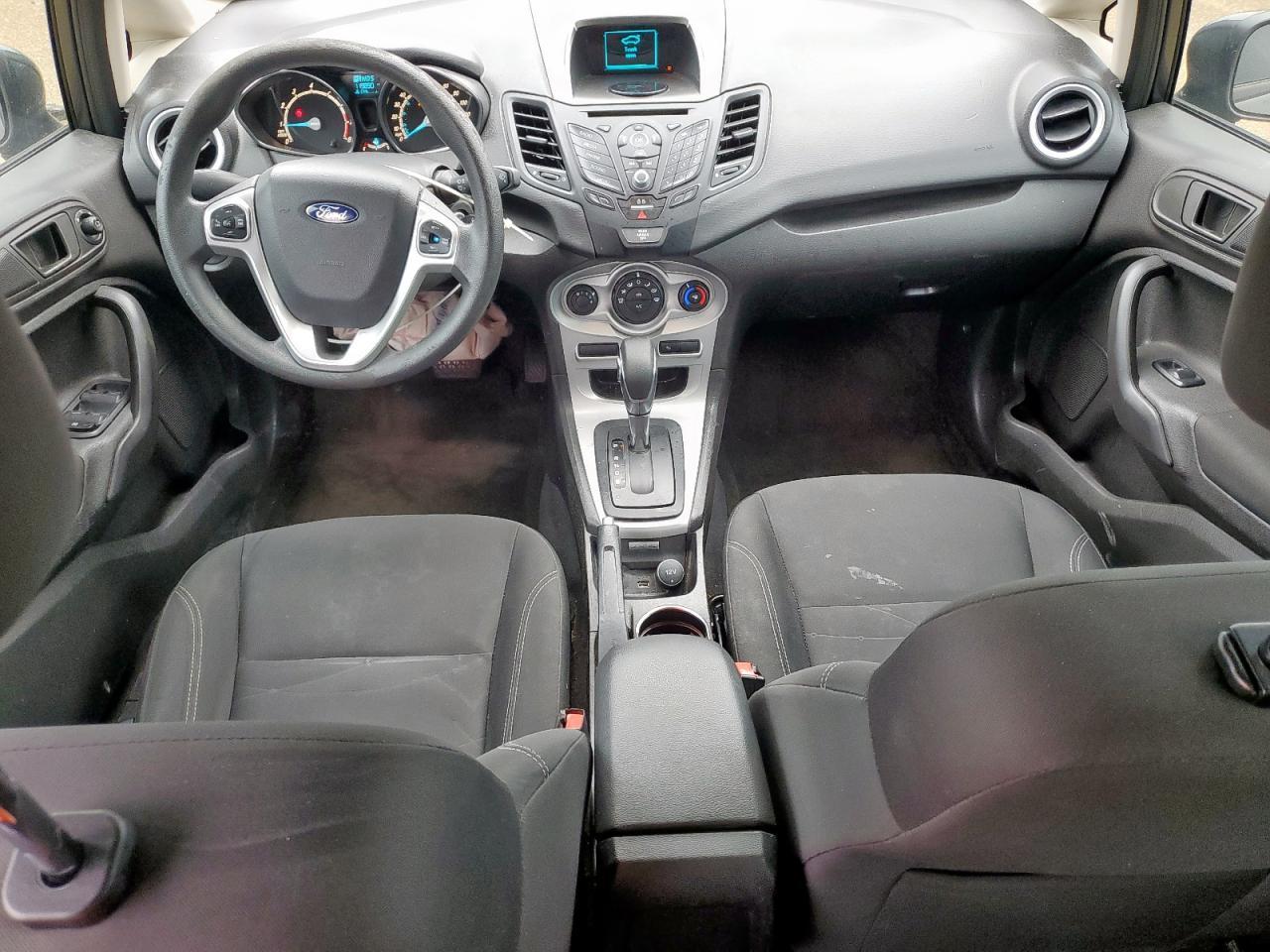 2017 FORD Fiesta
