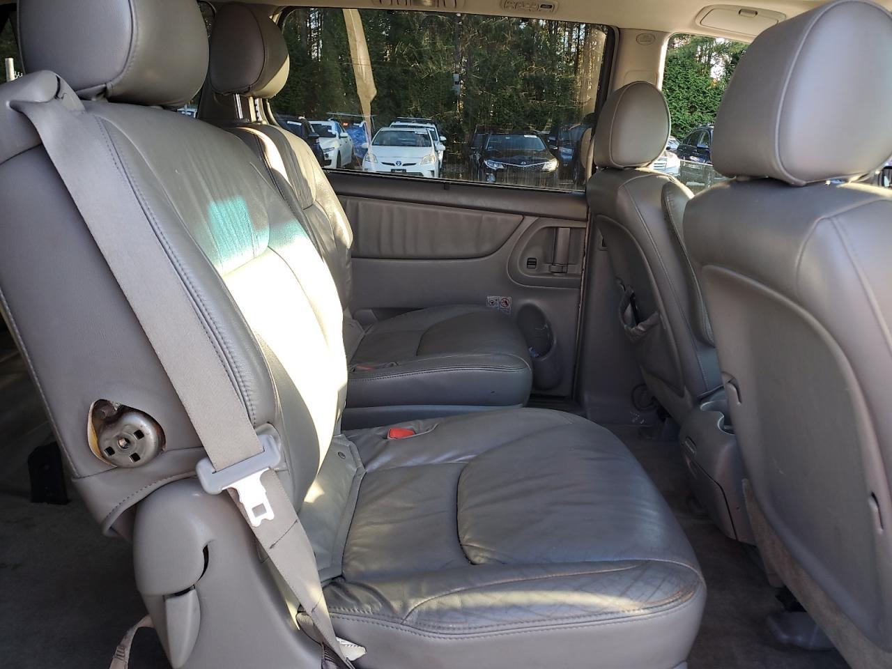 2007 TOYOTA SIENNA