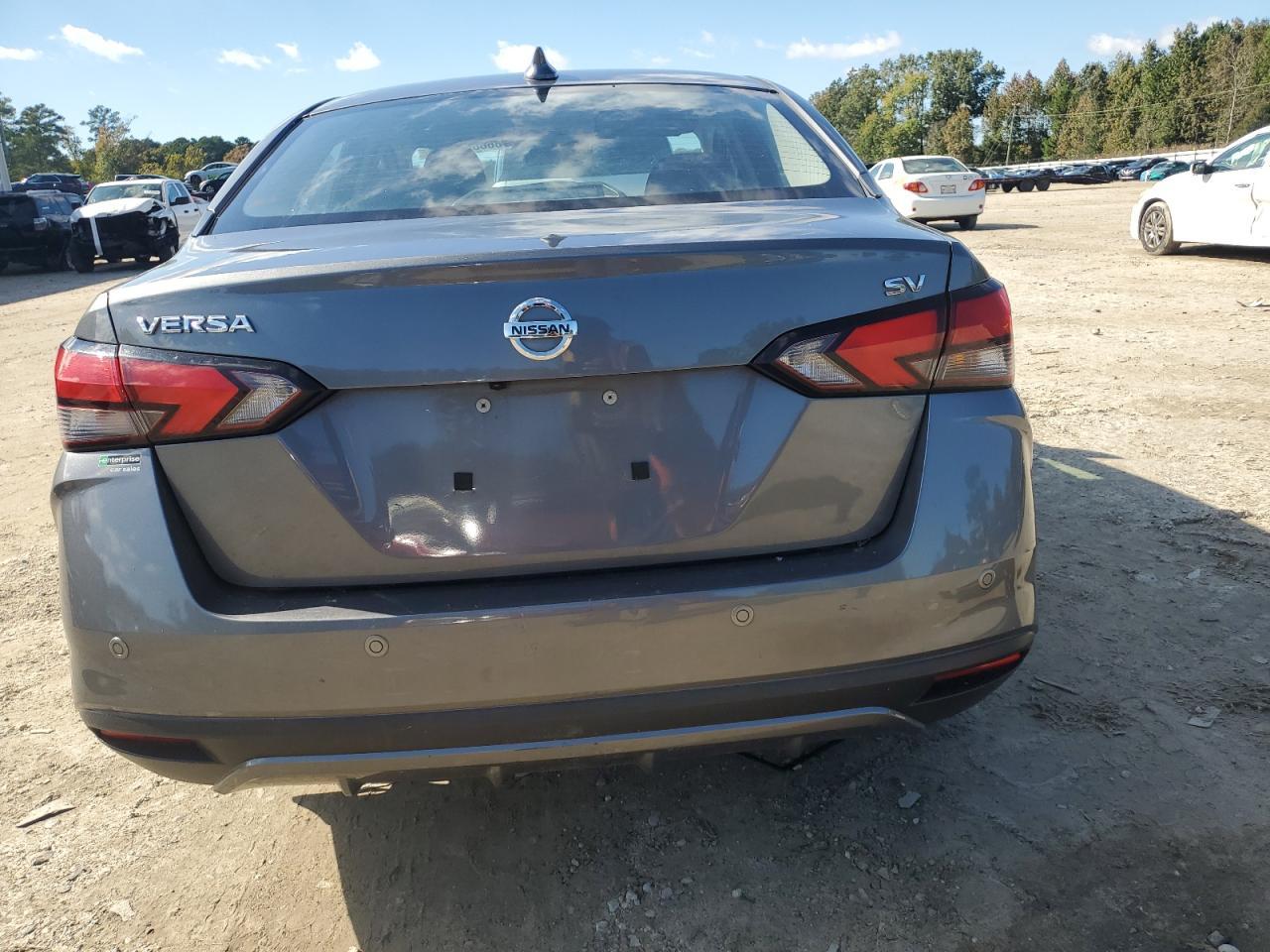 2021 NISSAN VERSA