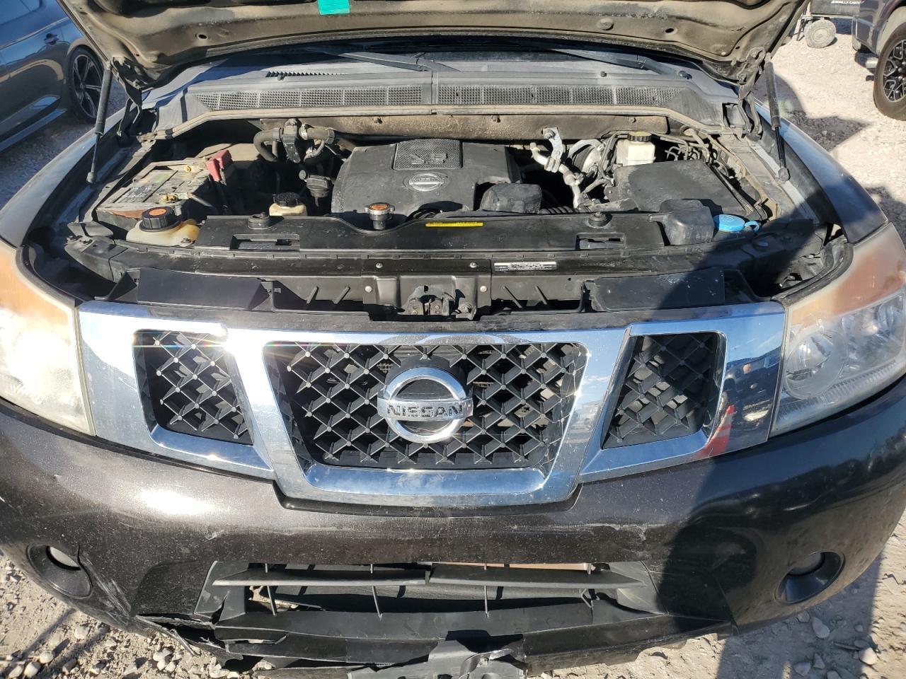 2011 NISSAN Armada