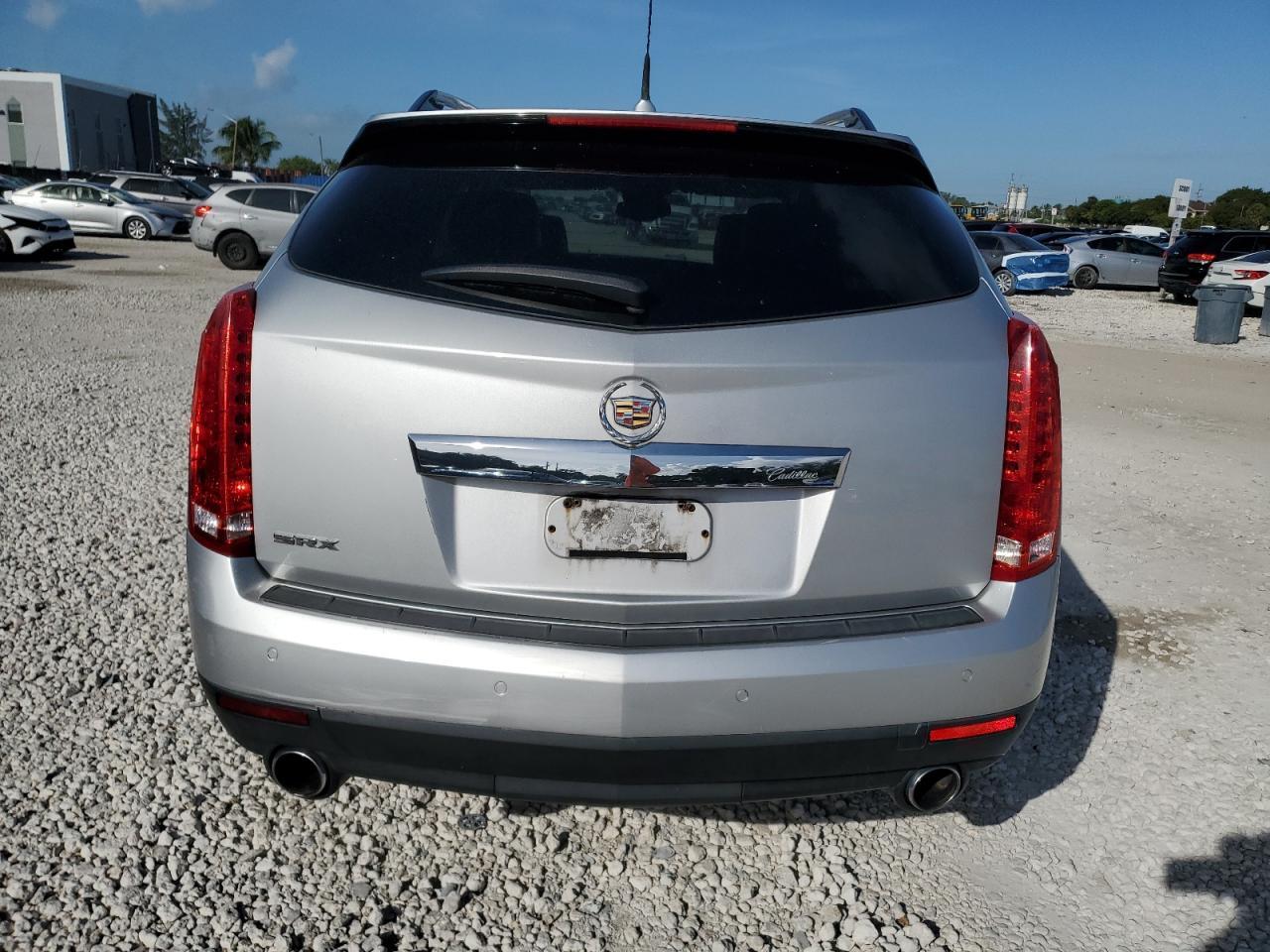 2010 CADILLAC SRX