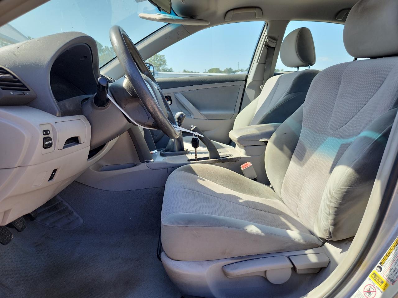 2011 TOYOTA CAMRY