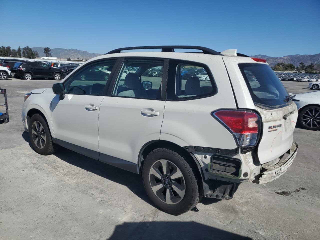 2017 SUBARU FORESTER
