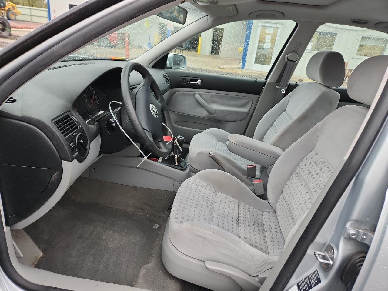 2003 VOLKSWAGEN JETTA
