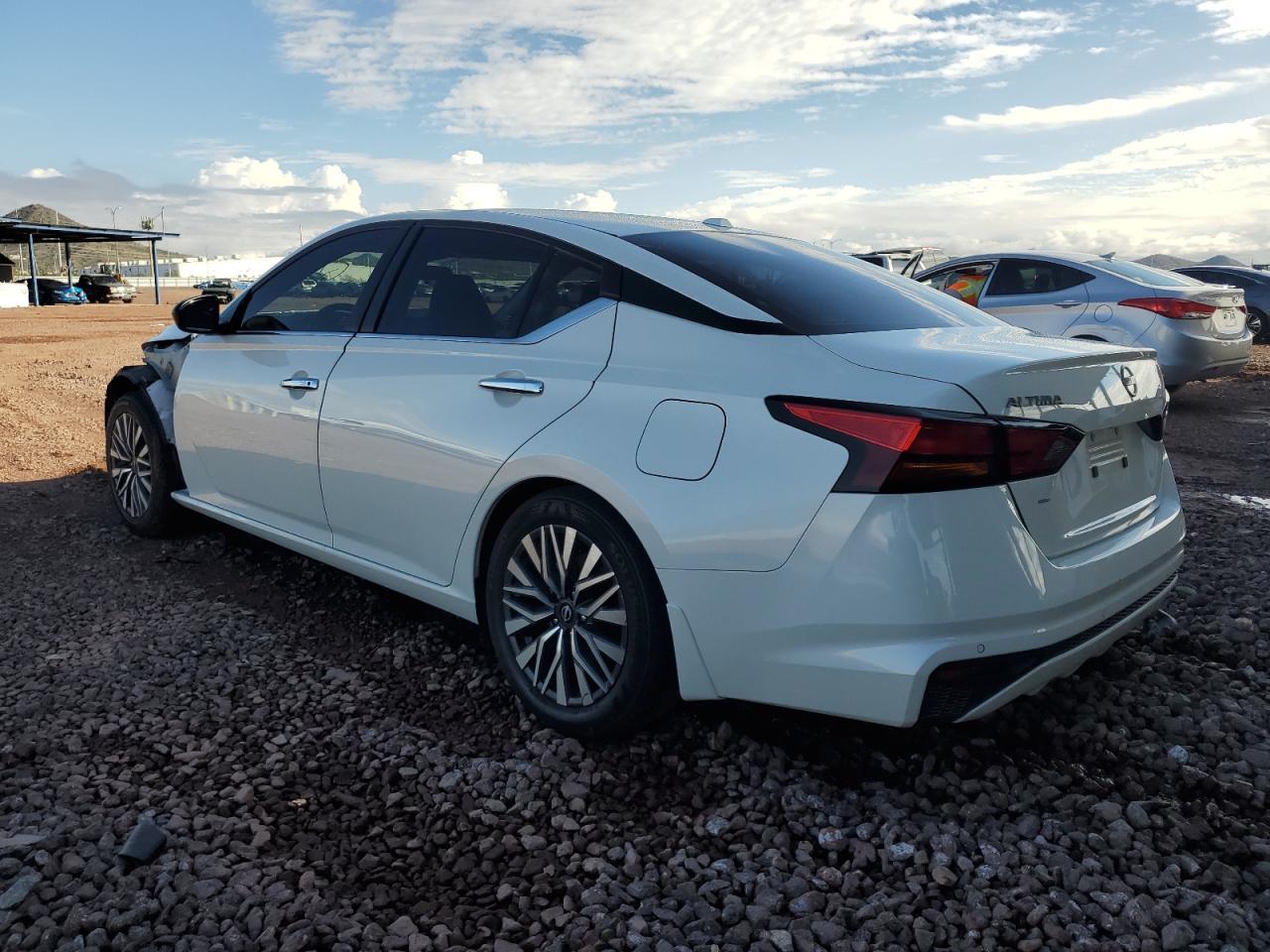 2024 NISSAN ALTIMA