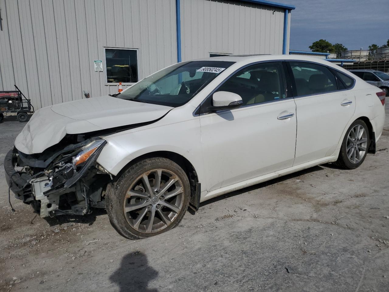 2014 TOYOTA Avalon