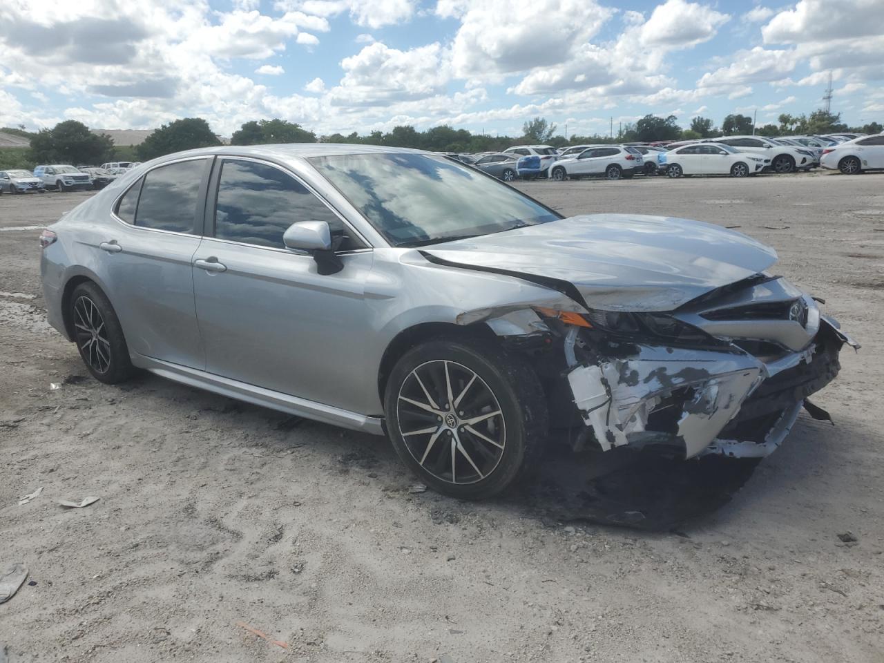 2022 TOYOTA CAMRY