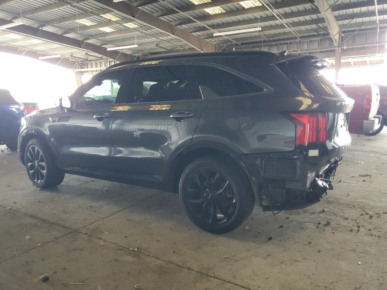 2022 KIA SORENTO