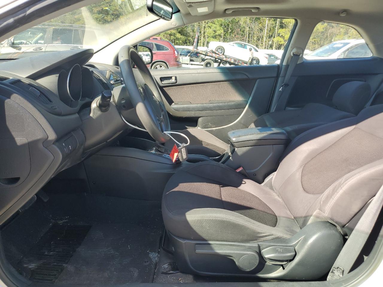 2011 KIA FORTE
