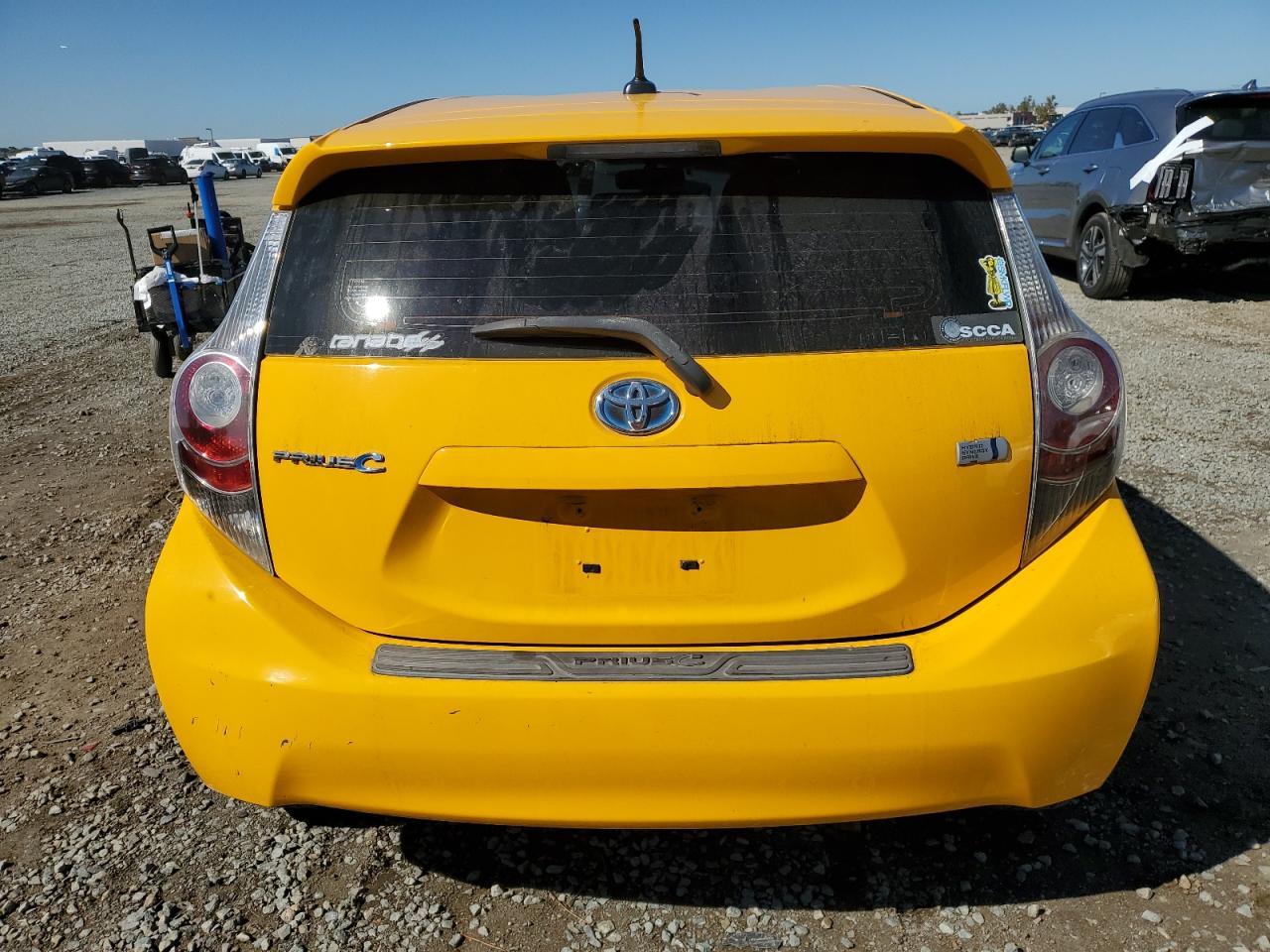 2014 TOYOTA Prius c