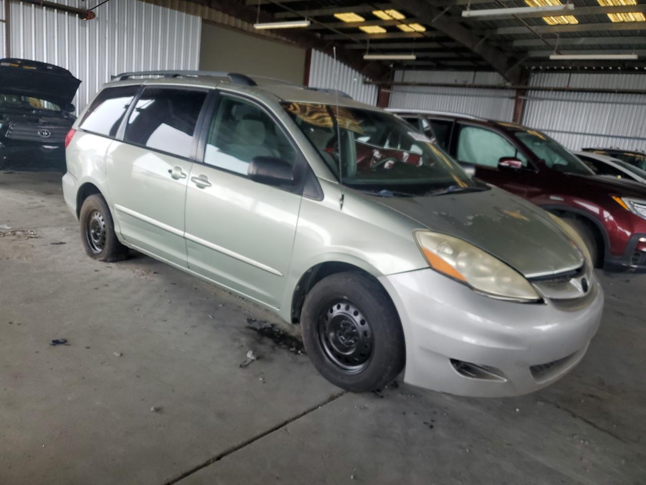 2006 TOYOTA SIENNA
