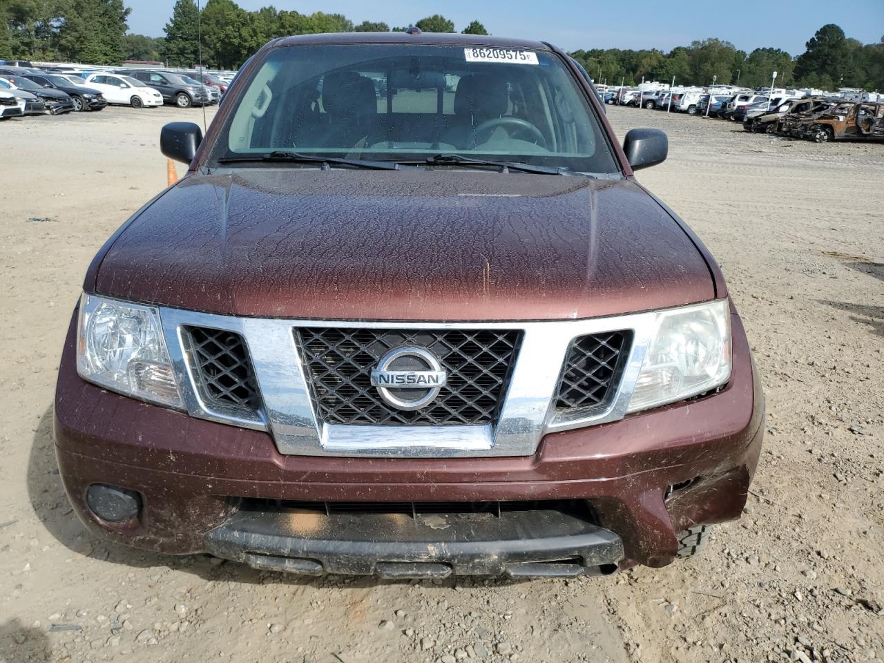 2017 NISSAN Frontier