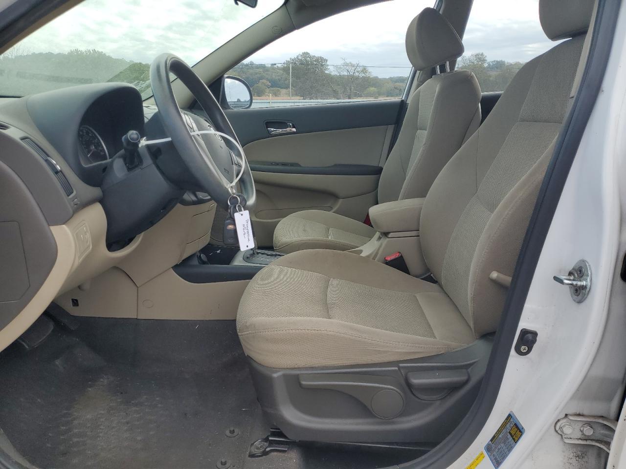 2011 HYUNDAI ELANTRA