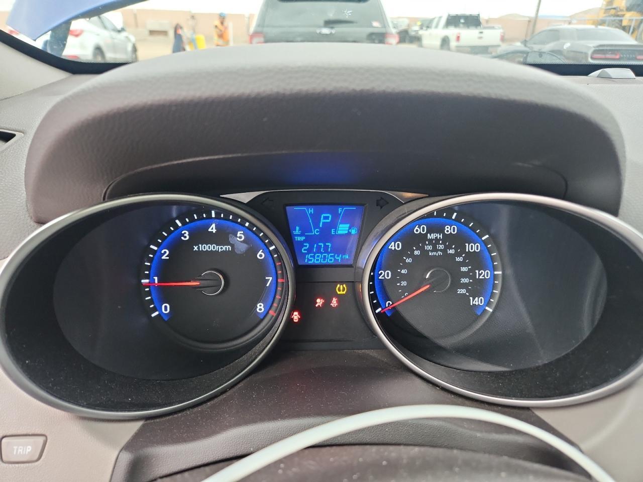 2011 HYUNDAI TUCSON