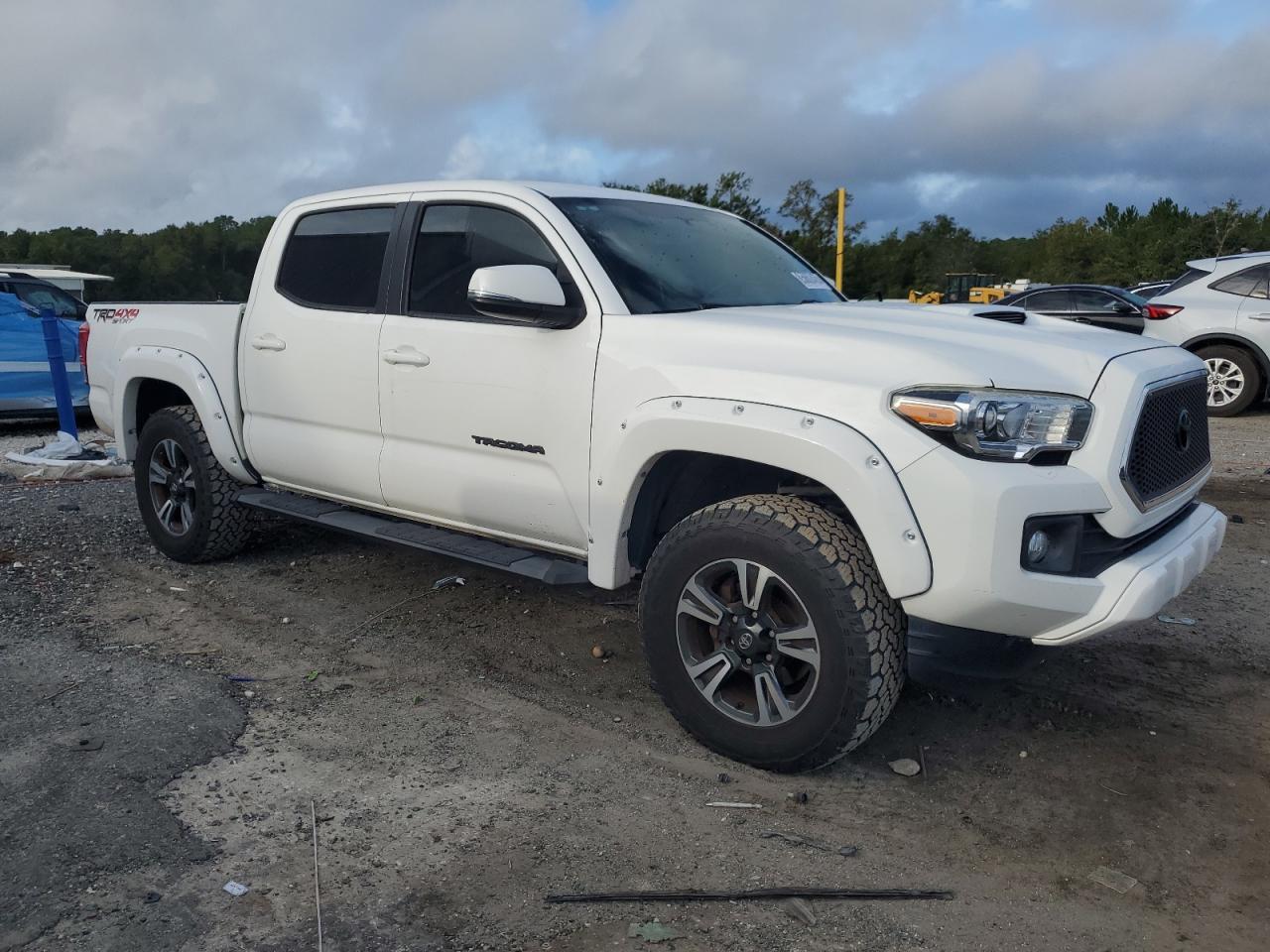 2017 TOYOTA TACOMA