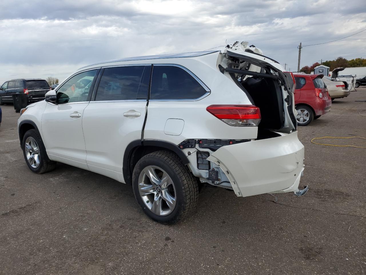 2019 TOYOTA HIGHLANDER