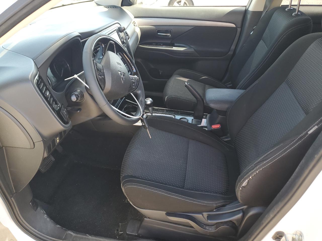 2017 MITSUBISHI outlander