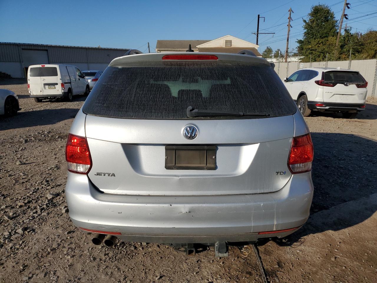 2012 VOLKSWAGEN JETTA