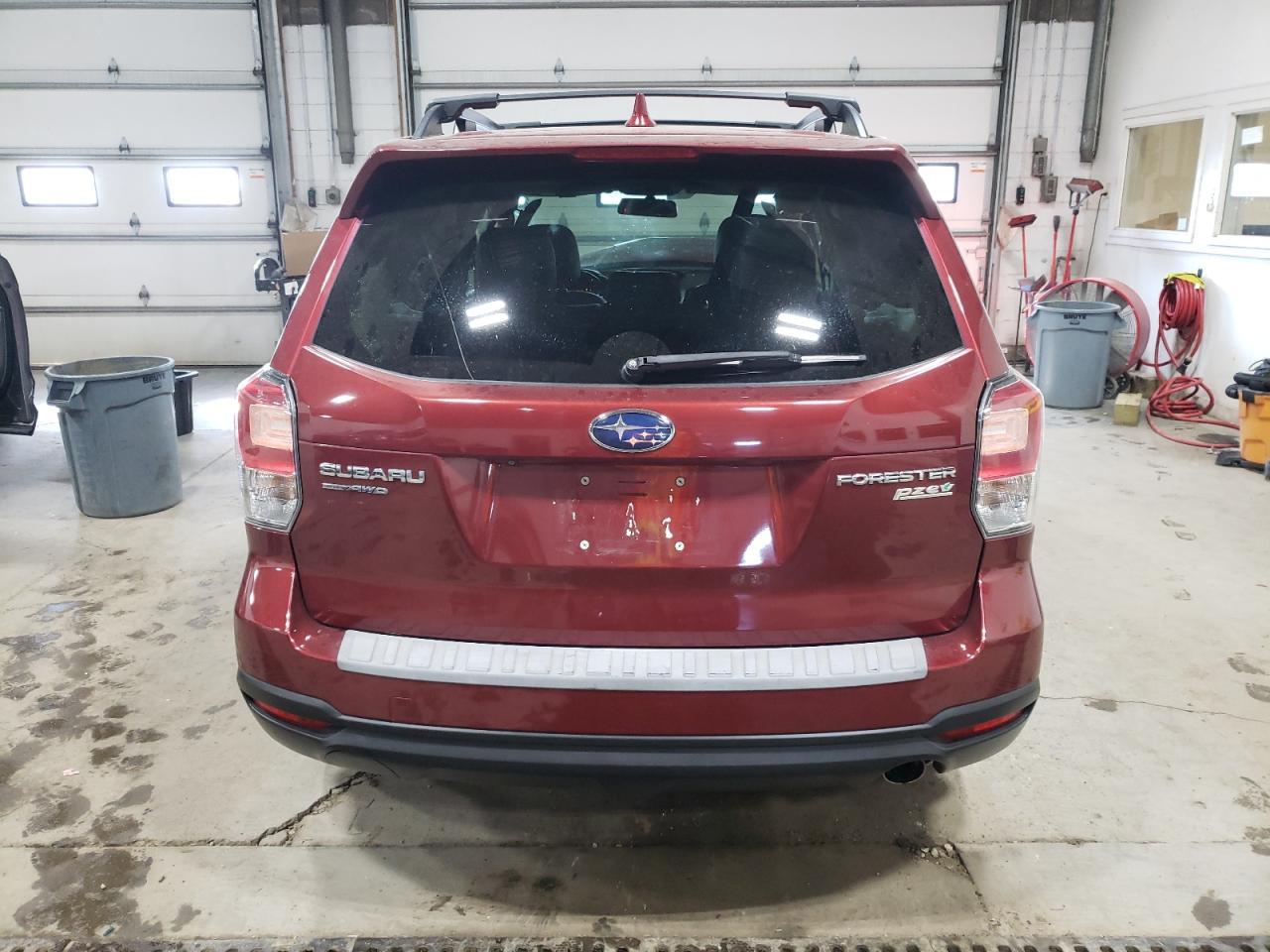 2017 SUBARU FORESTER