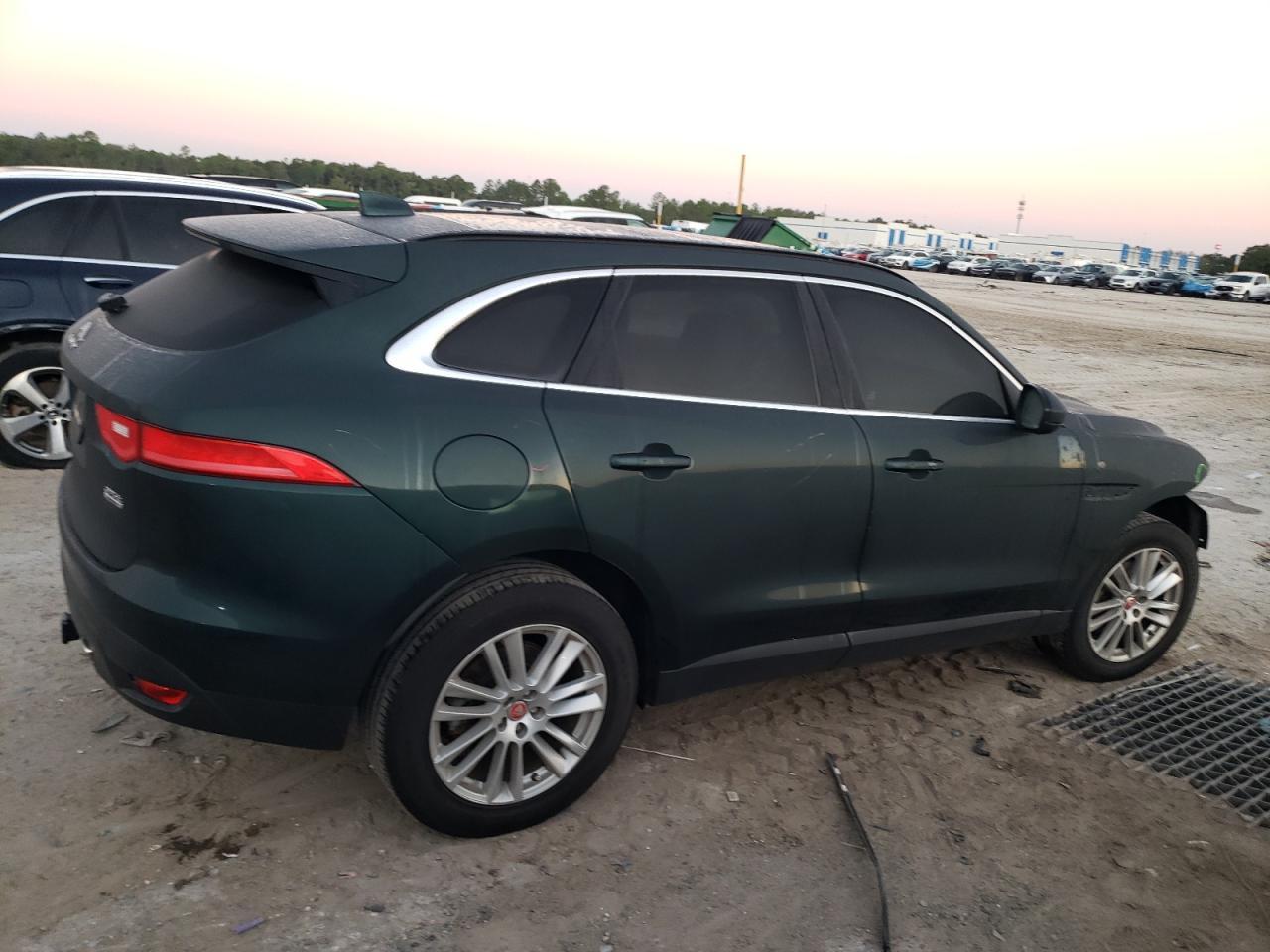 2018 JAGUAR F-Pace