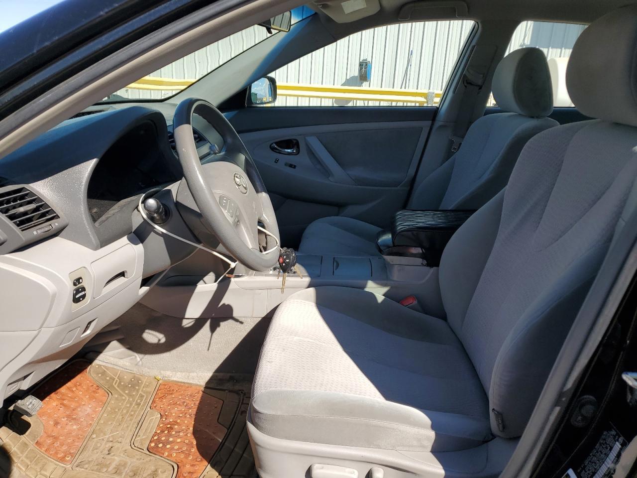 2010 TOYOTA CAMRY
