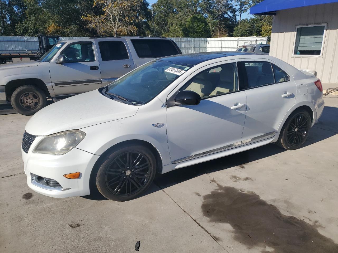 2012 SUZUKI Kizashi