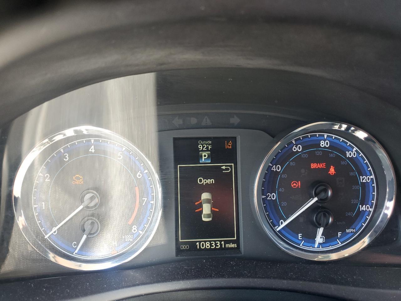 2017 TOYOTA COROLLA